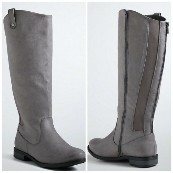 Torrid equestrian style grey back zip boots. Size 9w - Picture 1 of 2